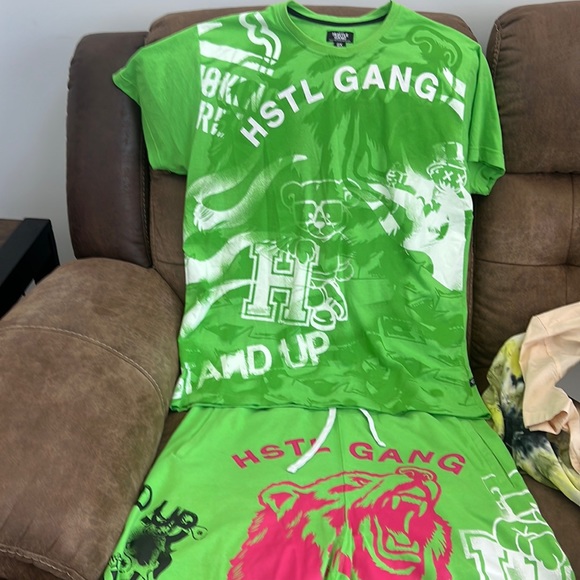 Hustle Gang short set - Picture 1 of 2